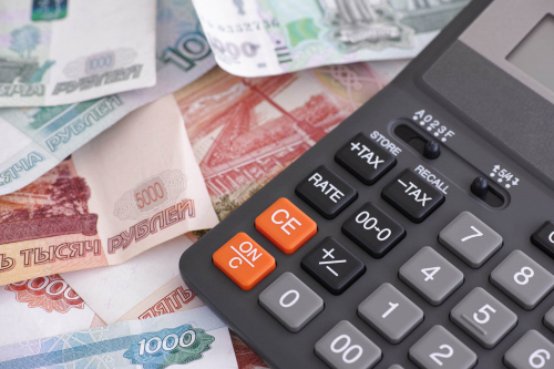 Банки с начала кризиса изменили условия по кредитам на 9,5 трлн рублей