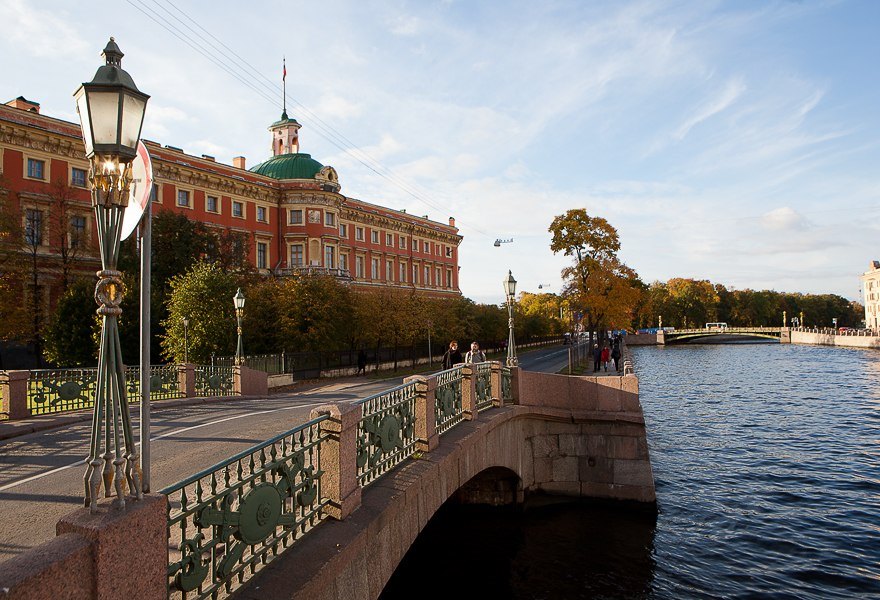 Где можно взять машины в кредит без первоначального взноса в Санкт-Петербурге